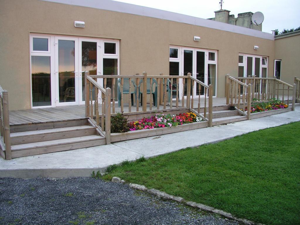 אוטרארד Lakeland Midsummer Lakehouse מראה חיצוני תמונה